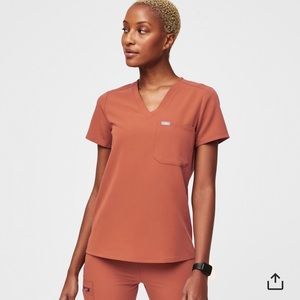 - Figs NWT Terracotta Scrub Set. Size S. TALL Yola Pants ,Size S. One Pocket Top